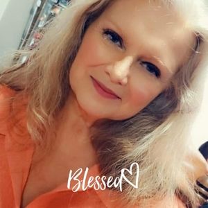 Meet your Posher, Cathy